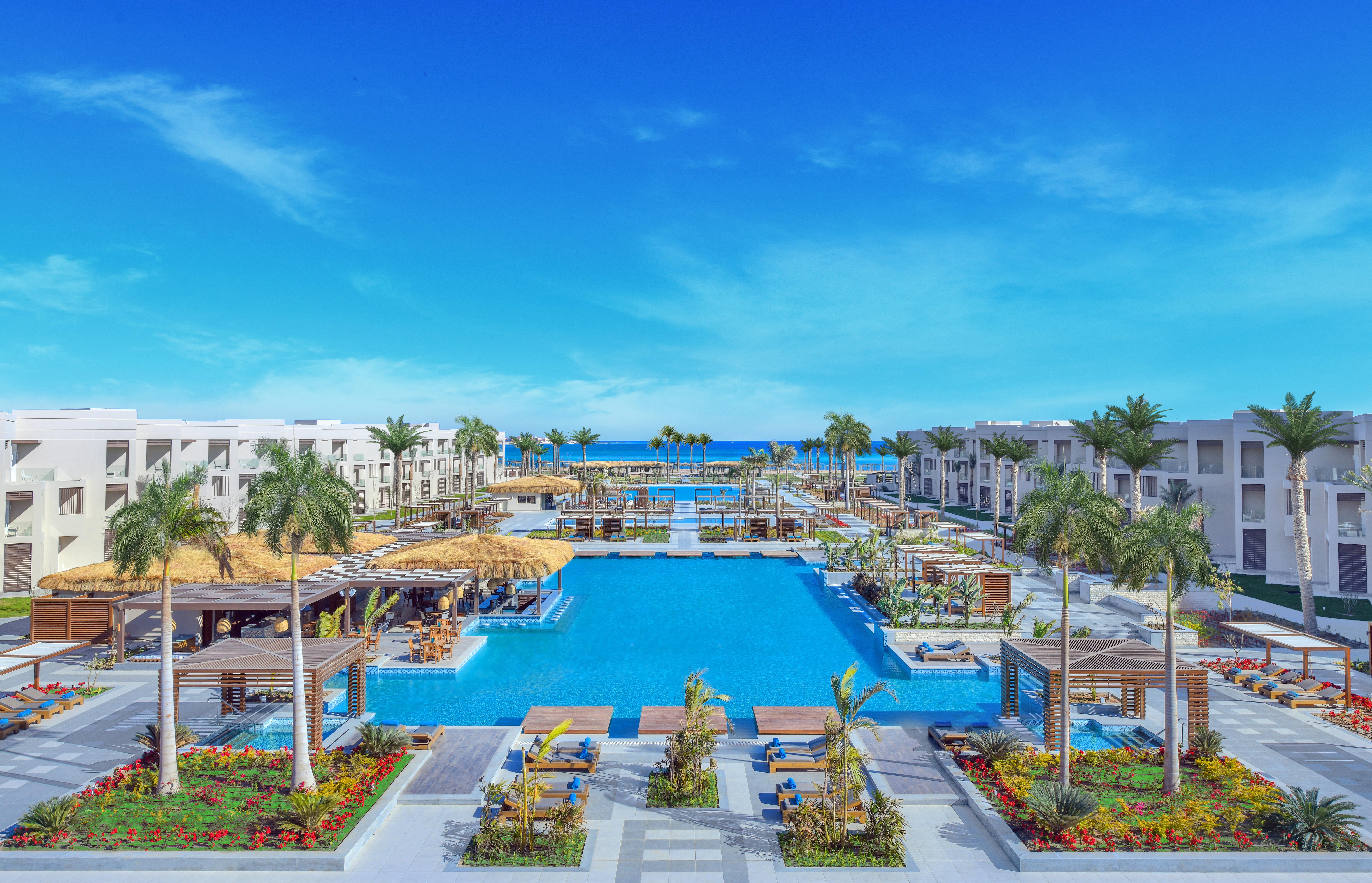 Steigenberger Resort Ras Soma Hurghada Exterior foto The resort's main pool