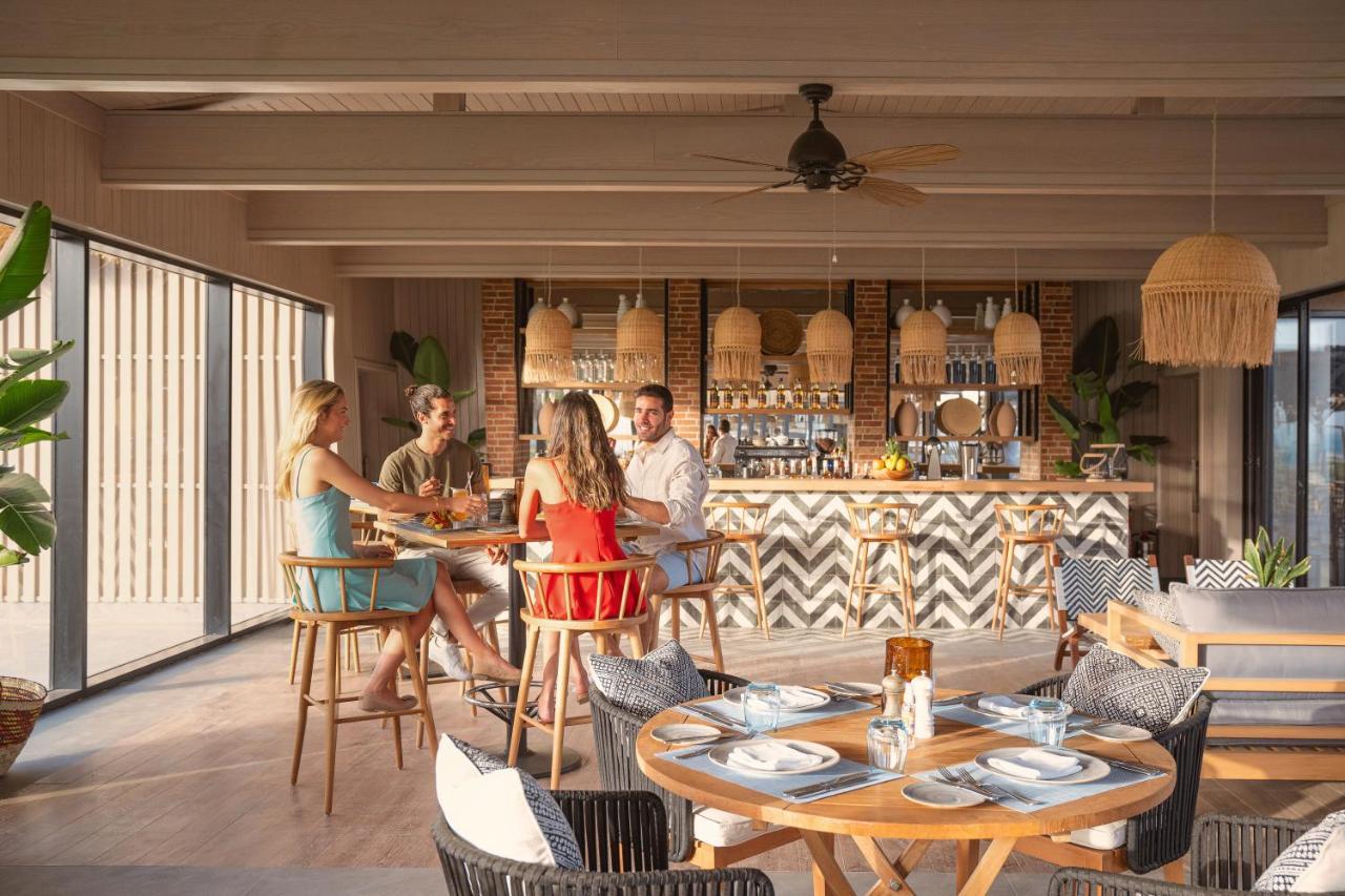 Steigenberger Resort Ras Soma Hurghada Exterior foto The bar at the hotel